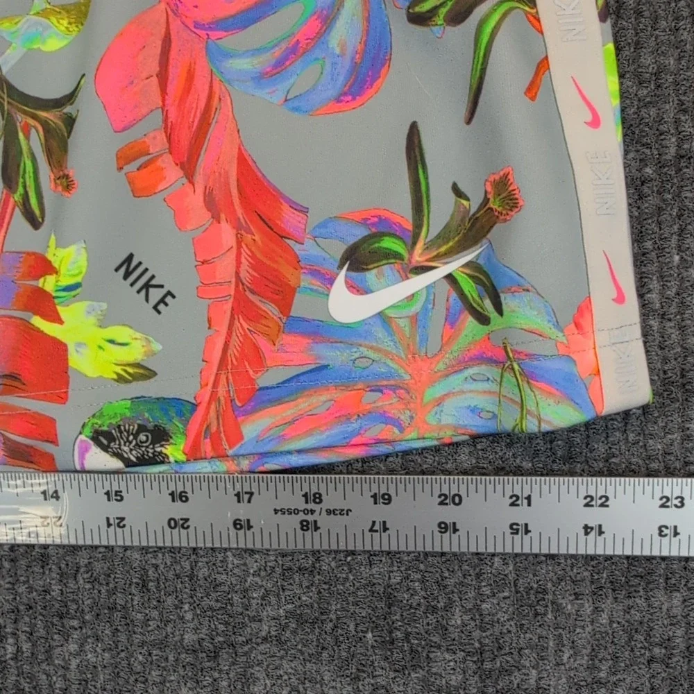 Nike women xl